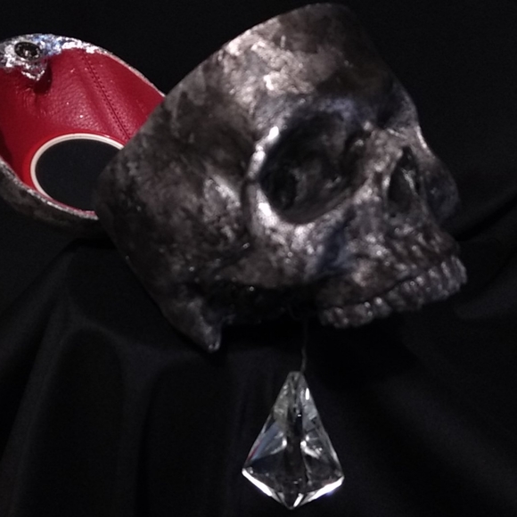 Art skull purse that's a sublime treasure! - Picture 6 of 9